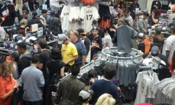 Giants Dugout Stores